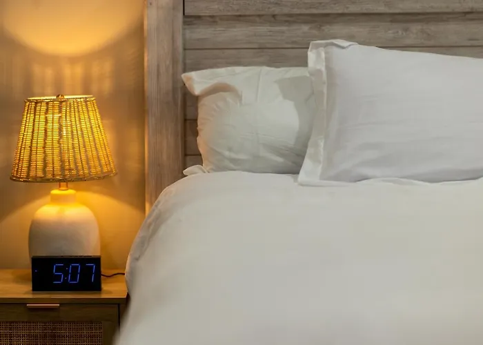King Bed - High End -westgate Villa. Holiday home