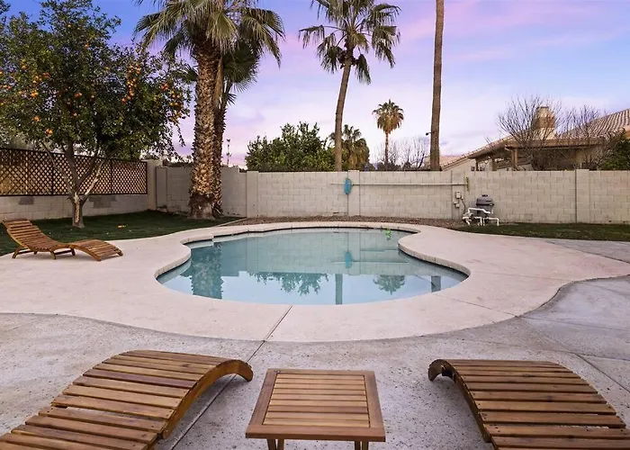 Holiday home King Bed - High End -westgate Villa. *